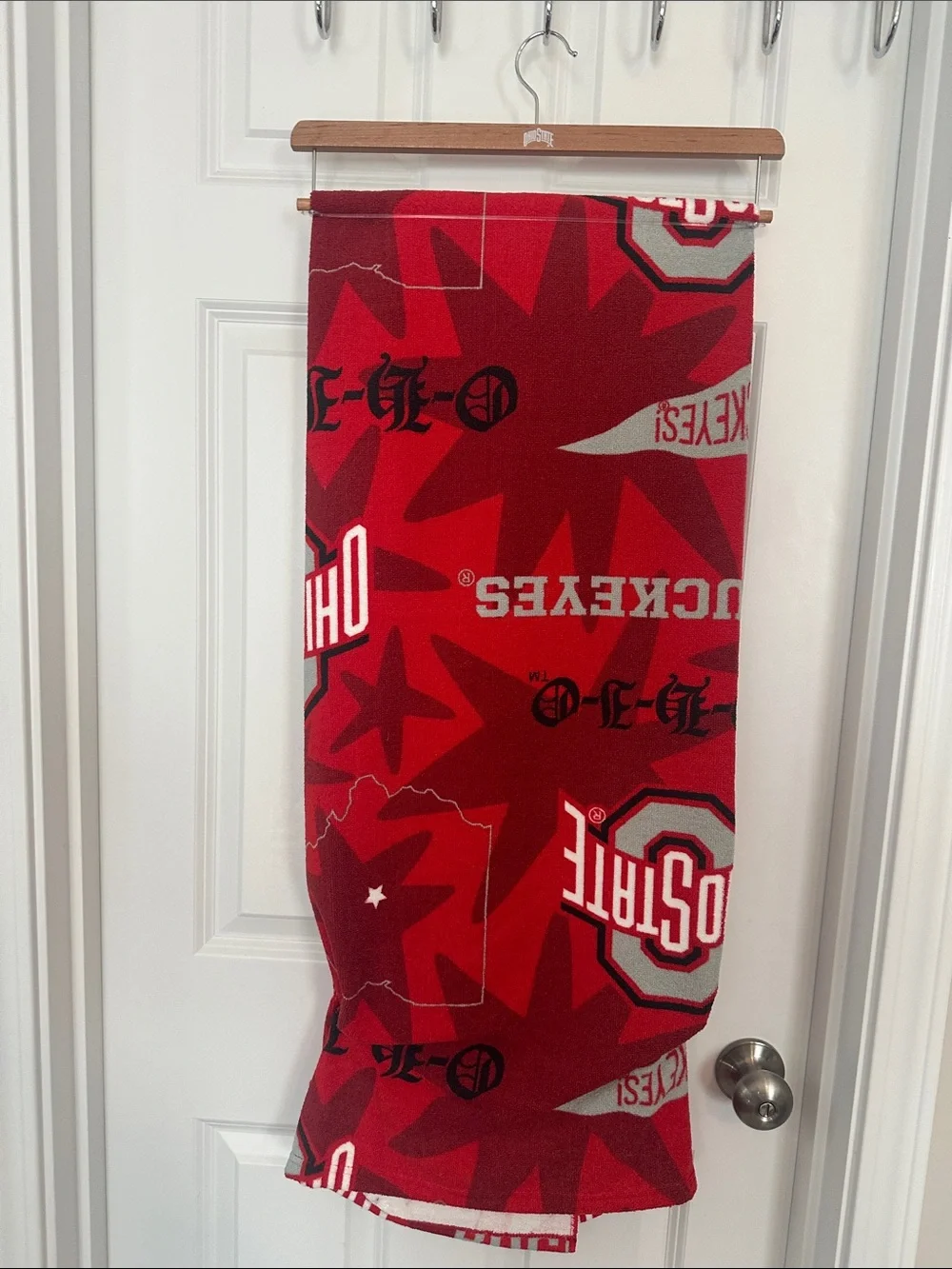 NWT Ohio State Buckeyes Red Microfiber Beach Towel